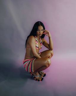 Karrueche Tran feet photo thumbnail