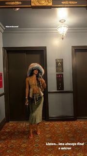 Karrueche Tran feet photo thumbnail