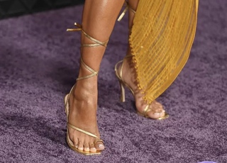 Karrueche Tran feet photo thumbnail