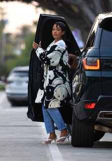 Karrueche Tran feet photo thumbnail