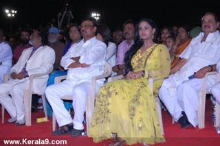 Karthika Nair feet photo 4