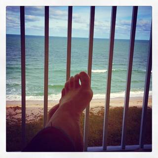 Karyn Bryant feet photo 2