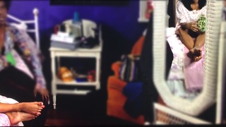 Karyn Parsons feet photo thumbnail