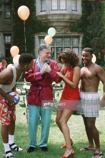 Karyn Parsons feet photo thumbnail