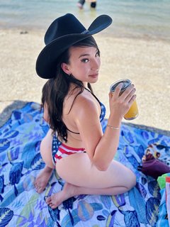 Kasey Kei feet photo 4