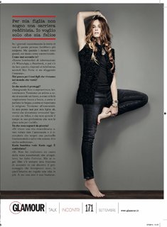 Kasia Smutniak feet photo thumbnail