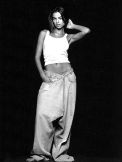 Kasia Smutniak feet photo thumbnail