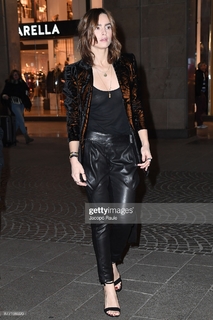 Kasia Smutniak feet photo thumbnail