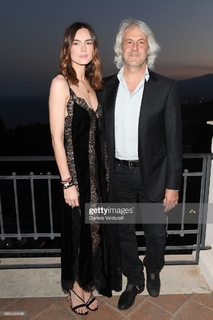 Kasia Smutniak feet photo thumbnail