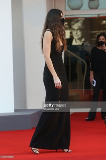 Kasia Smutniak feet photo thumbnail