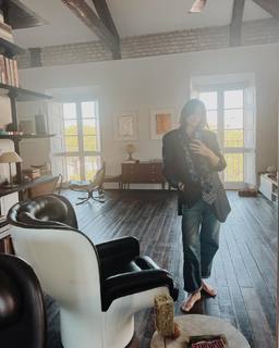 Kasia Smutniak feet photo thumbnail