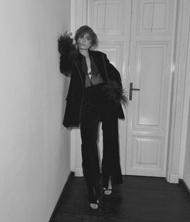 Kasia Smutniak feet photo thumbnail