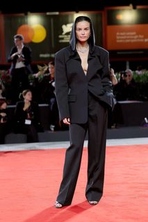 Kasia Smutniak feet photo thumbnail