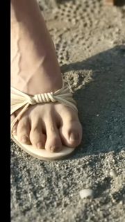 Kasumi Arimura feet photo 1