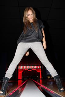 Kat DeLuna feet photo 7