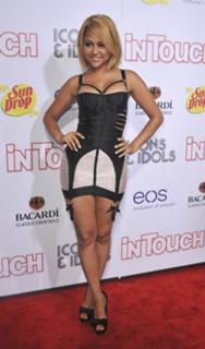 Kat DeLuna feet photo 9