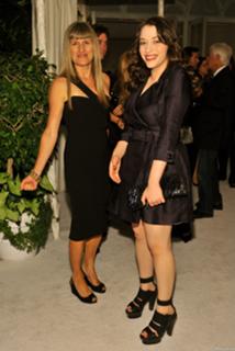 Kat Dennings feet photo thumbnail