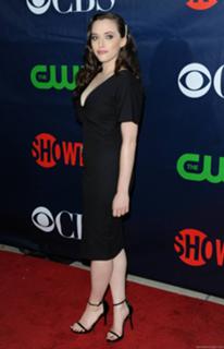 Kat Dennings feet photo thumbnail