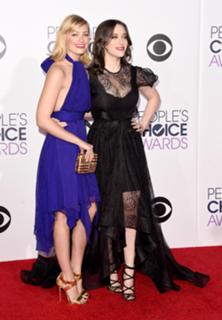 Kat Dennings feet photo thumbnail