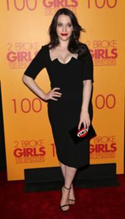 Kat Dennings feet photo thumbnail