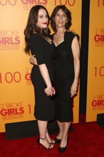 Kat Dennings feet photo thumbnail