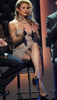 Kat Flores feet photo 5