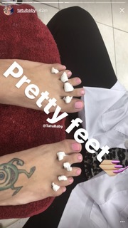 Kat Flores feet photo 4