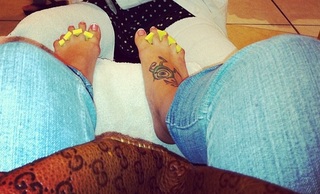 Kat Flores feet photo 17