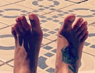 Kat Flores feet photo 14