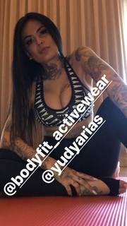 Kat Flores feet photo 12