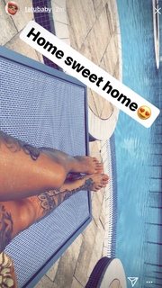Kat Flores feet photo 17
