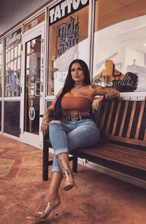 Kat Flores feet photo 17