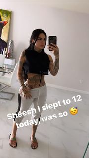 Kat Flores feet photo 18