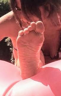 Kat Foster feet photo 12
