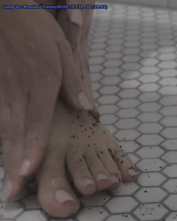Kat Ginsburg feet photo thumbnail