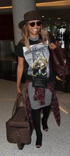 Kat Graham feet photo thumbnail