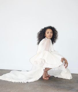 Kat Graham feet photo thumbnail