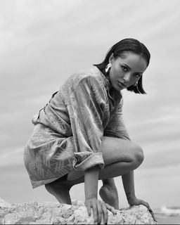 Kat Graham feet photo thumbnail