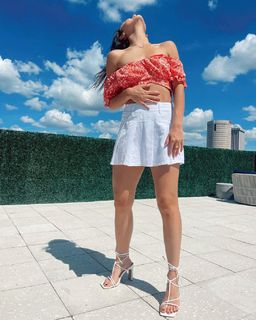 Kat Stickler feet photo thumbnail