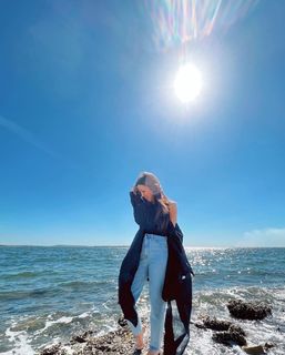 Kat Stickler feet photo thumbnail