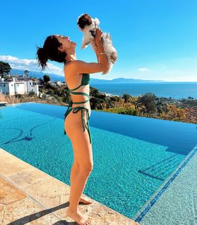 Kat Stickler feet photo thumbnail