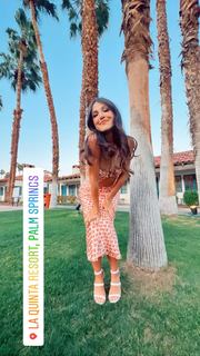 Kat Stickler feet photo thumbnail