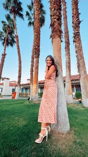Kat Stickler feet photo thumbnail