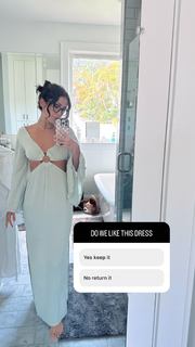 Kat Stickler feet photo thumbnail