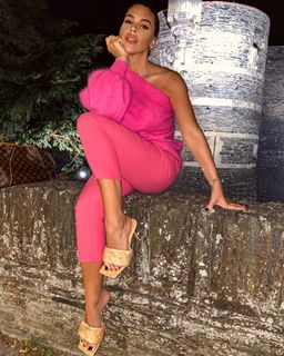 Katarina Ostojić-Kaya feet photo 2