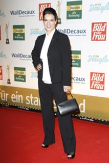 Katarina Witt feet photo thumbnail