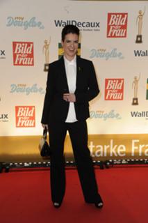 Katarina Witt feet photo thumbnail