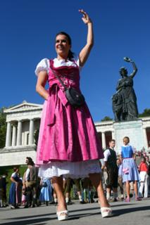 Katarina Witt feet photo thumbnail