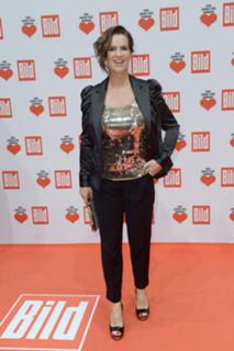 Katarina Witt feet photo thumbnail