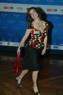 Katarina Witt feet photo thumbnail